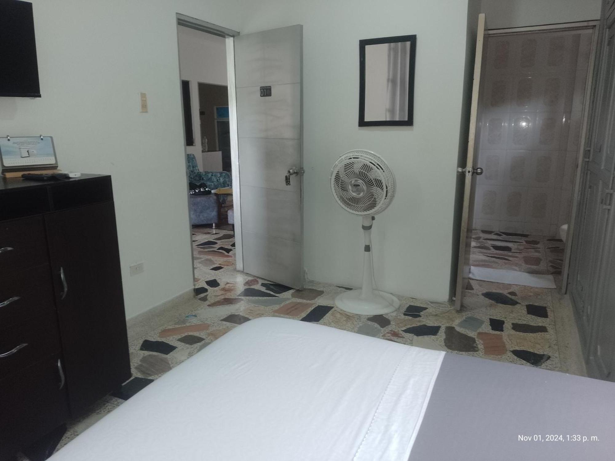 Sarac 2do Piso Habitación en casa particular Cartagena